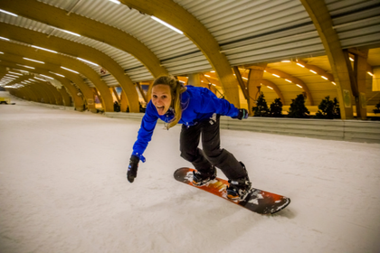 Ski indoor bij Ice Mountain Adventure Park